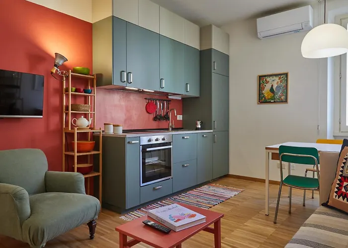 Comodo Bilocale In Porta Romana Apartment *